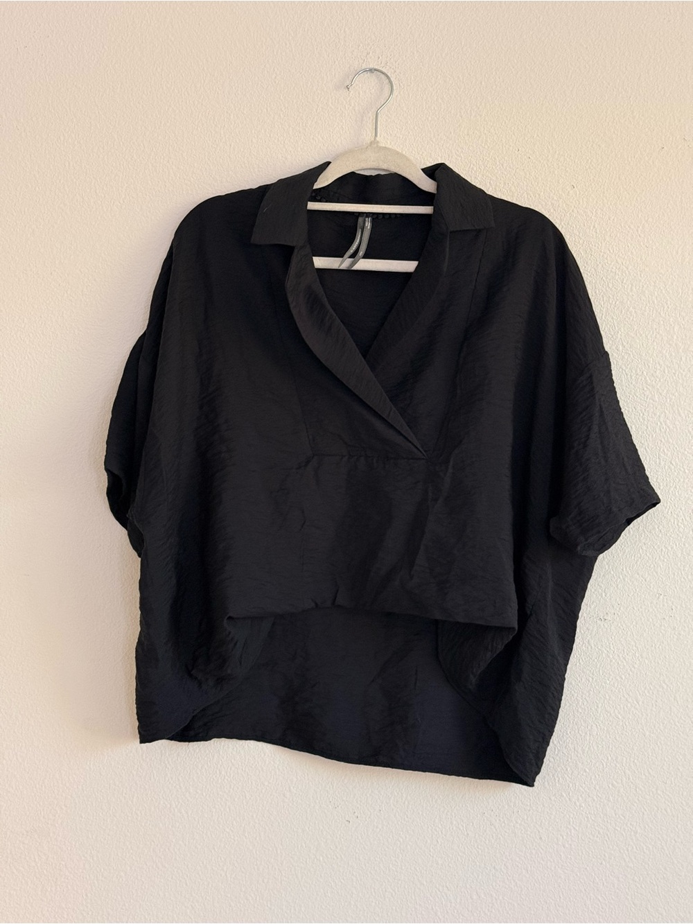 Anthropologie Relaxed Black V-Neck Collared Women's Top
